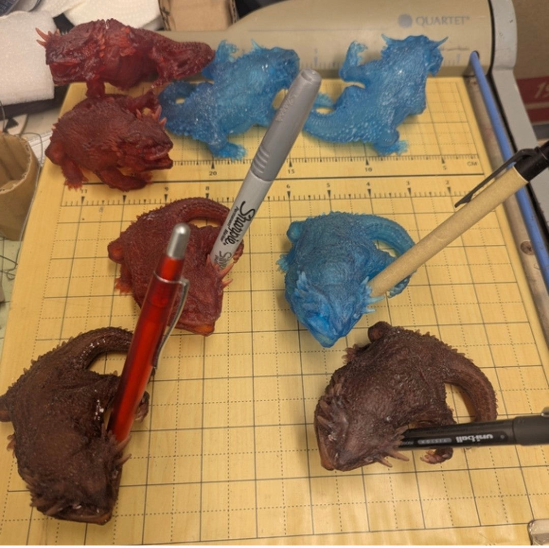 Resin print dragon beard pen stand