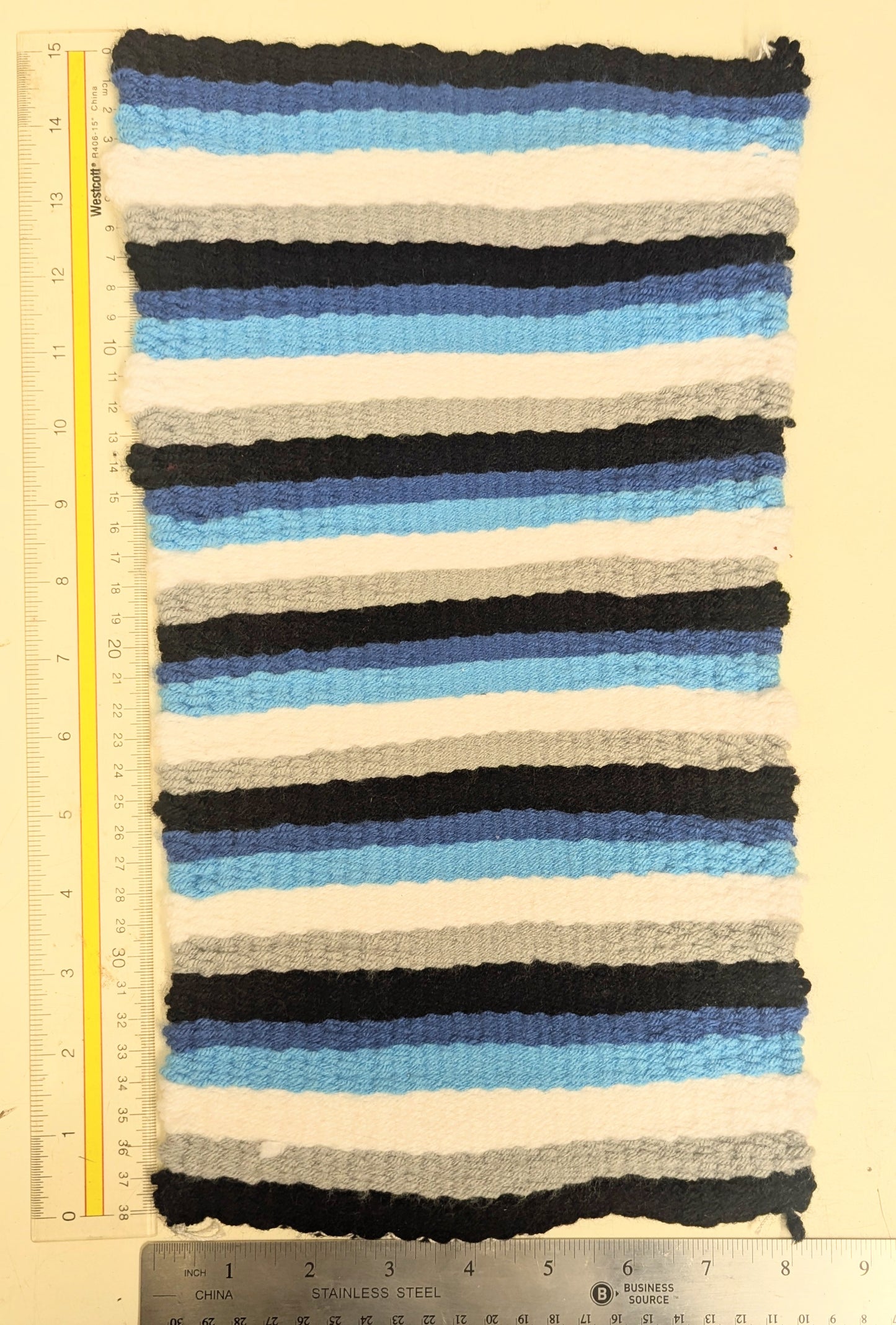 Navajo medium rug